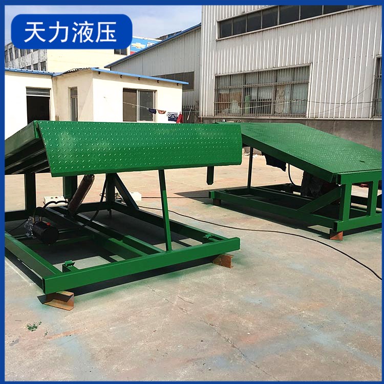 固定式登车桥