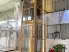 教会您正确使用家用电梯，避免违章操作