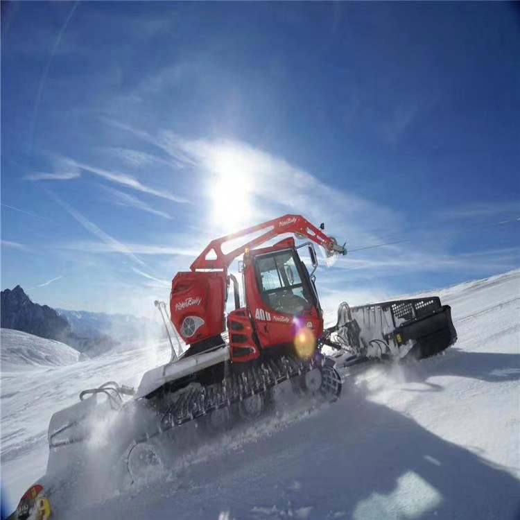 进口压雪车