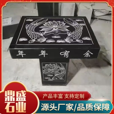 整套石桌石凳图2