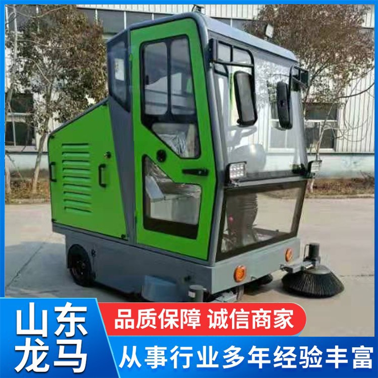 2000双风机扫地车