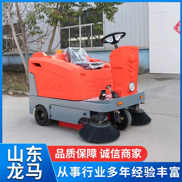 1500双风机扫地车