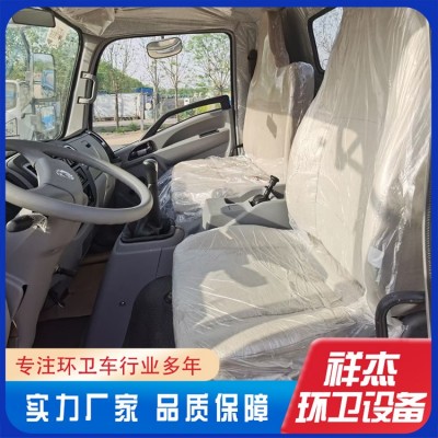 库存五立方洒水车图4