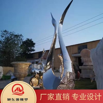 不锈钢雕塑、不锈钢镜面雕塑图5