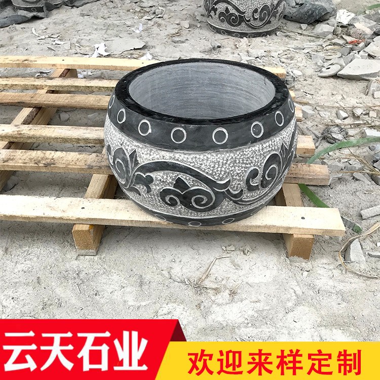 青石柱墩