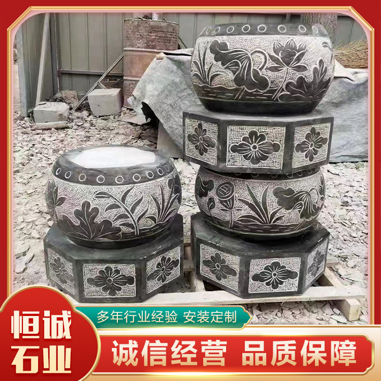 青石柱敦石