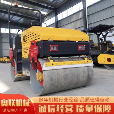 座驾2.5吨压路机图2