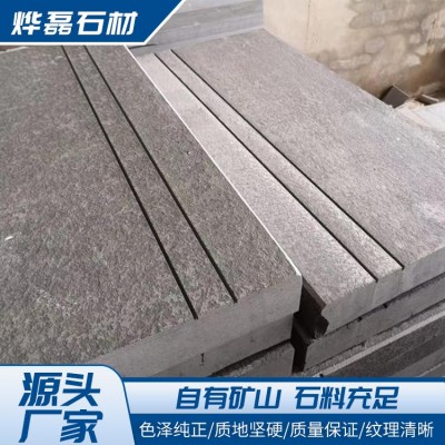 芝麻黑荔枝面石材图4